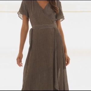 Modern Citizen Maddie Flutter Sleeve Dress